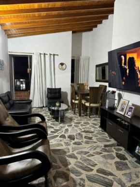 Acogedor apartamento con calor de hogar